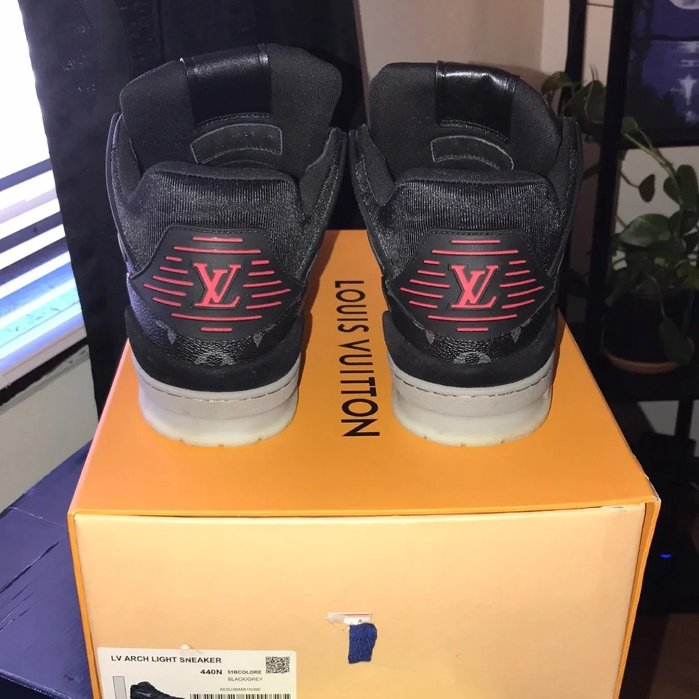 Authentic Louis Vuitton Trainer Sneakers 'Black Monogram Red' - Picture 3 of 3